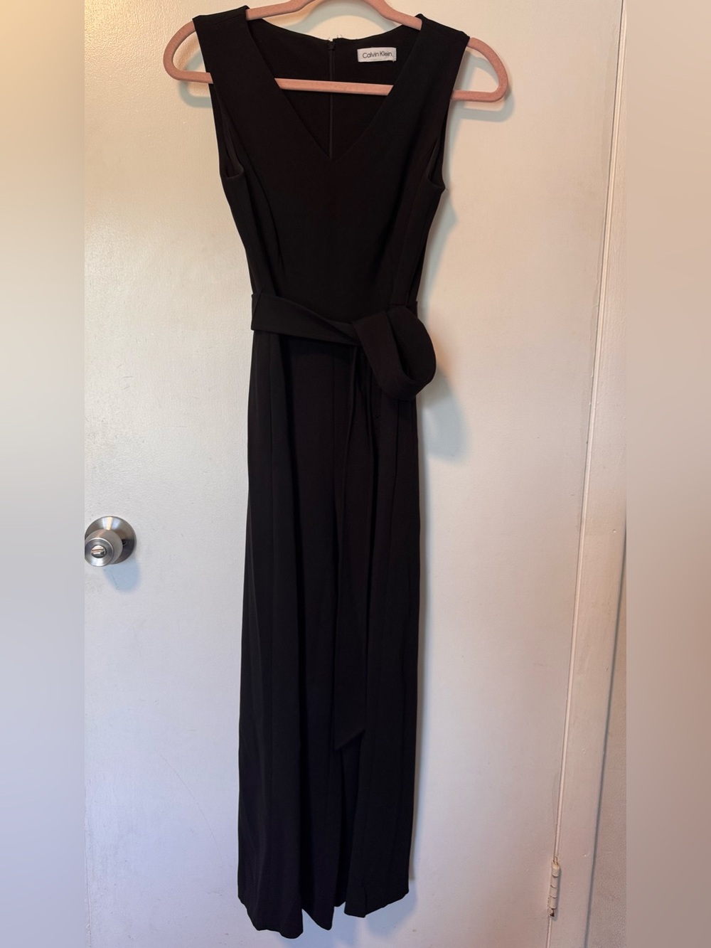 Classic Black Sleeveless Jumpsuit with Waist Tie